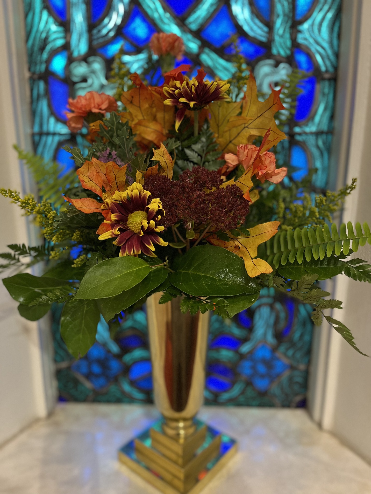 Flowers_Altar_Orange_Brown_Leaves_Buds