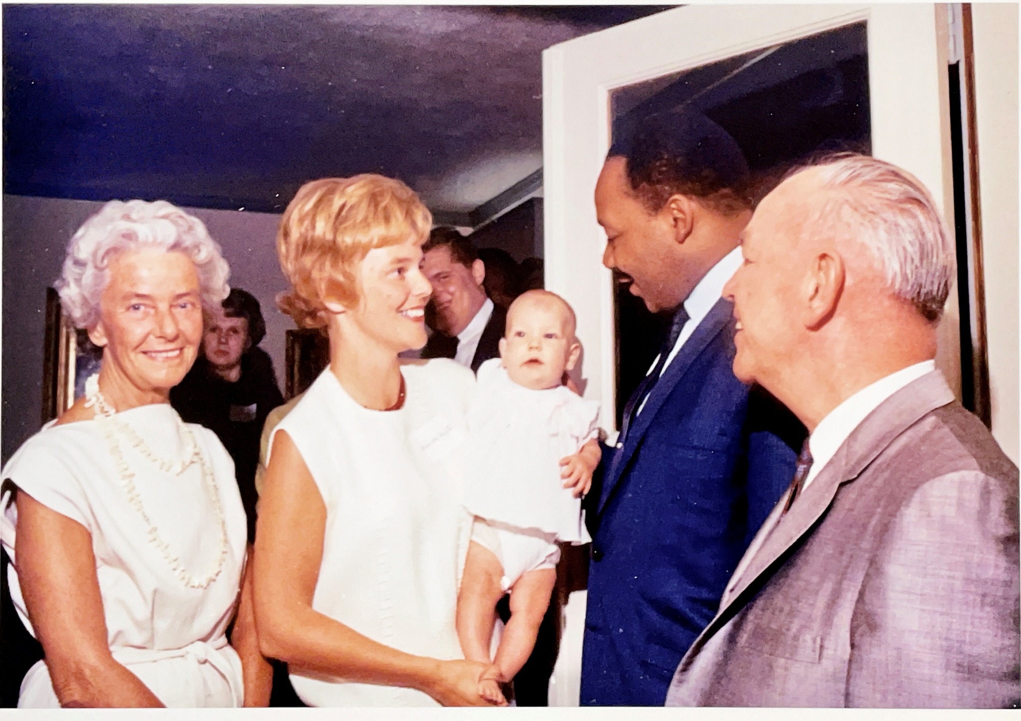 Prue Lamb, Priscilla and Lissa Guyton, Martin King, and Ted Lamb, 9/1967